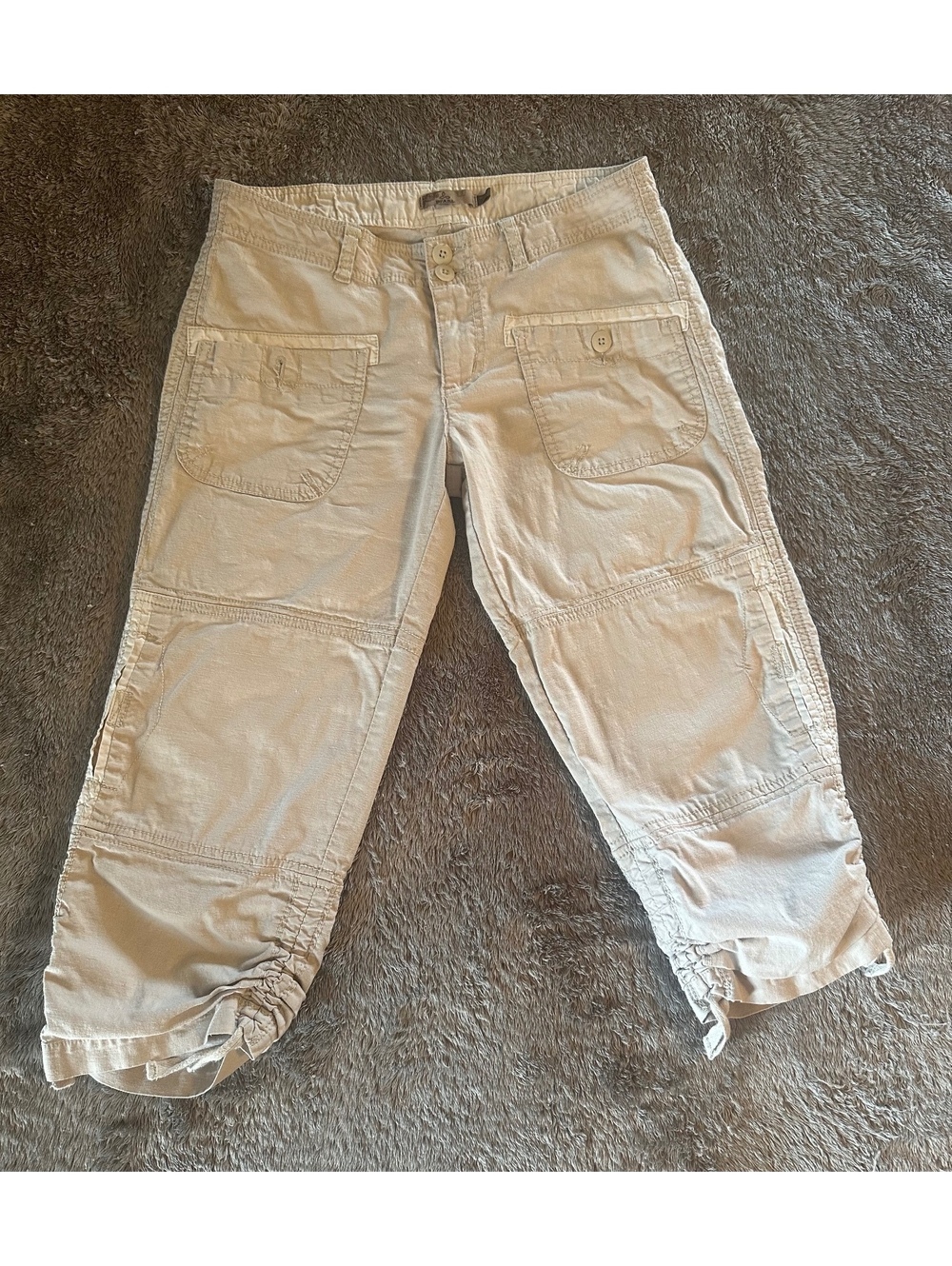 prAna Beige Cargo Capris Size 6 Outdoor Cropped Hiking Pants